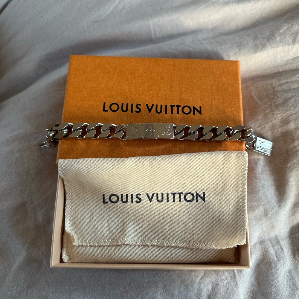 Rare Louis Vuitton Monogram Silver Chain Link Bracelet